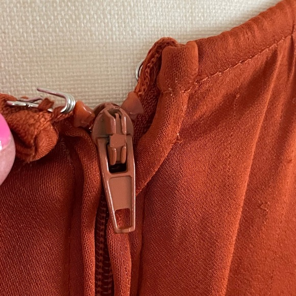 Francesca's rust-orange satin flutter sleeve high-low midi dress front tie knot - Picture 9 of 12